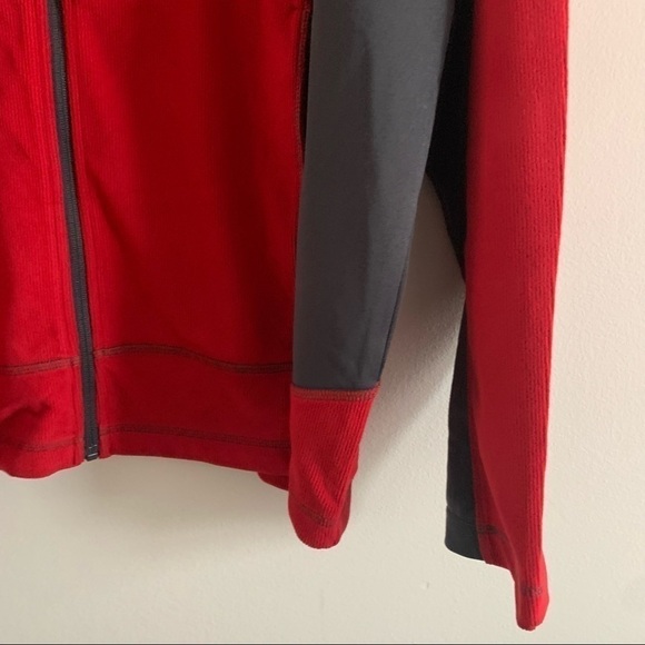 NWT Textured Fleece Jacket Classic Gray Red Pullover Corduroy - Picture 3 of 13